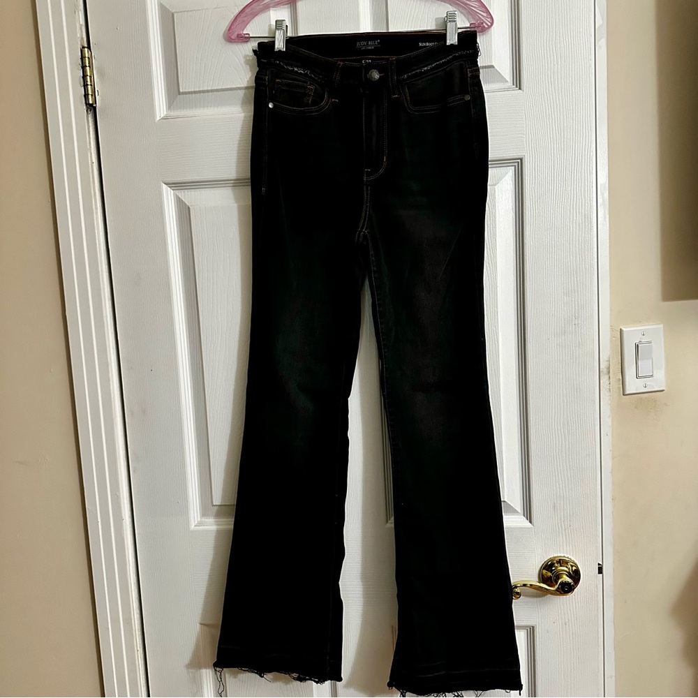 Women's Dark Jeans